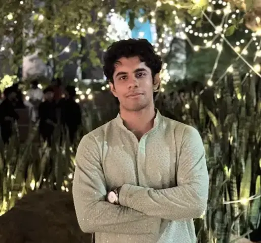 Divij Yadav